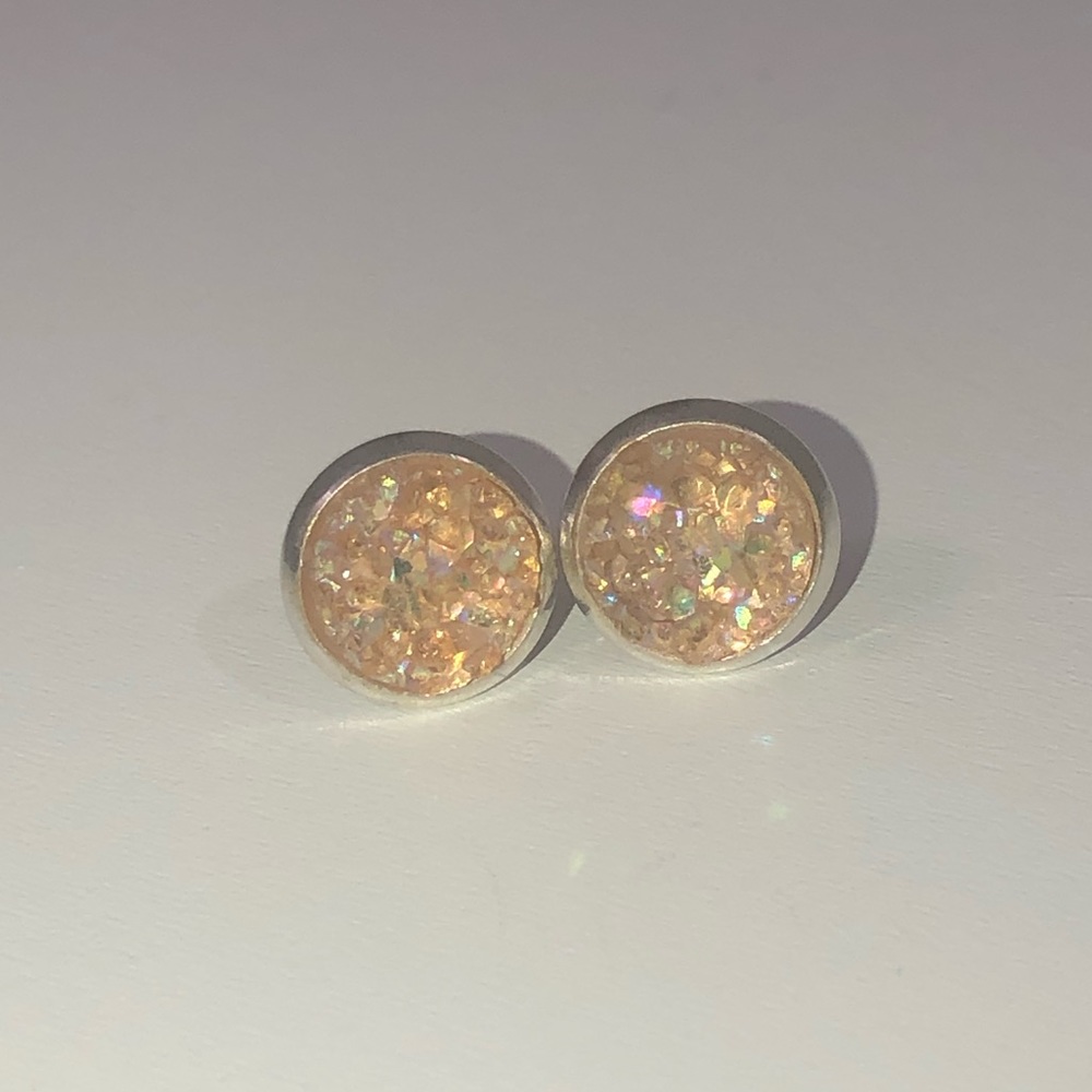 Clear Rock Stone Earrings